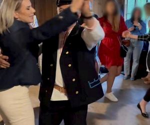 Porwał Martę Nawrocką do tańca 