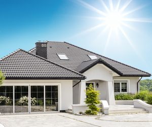 Dachówki betonowe oraz ceramiczne– dlaczego to najlepszy wybór na Twój dach?