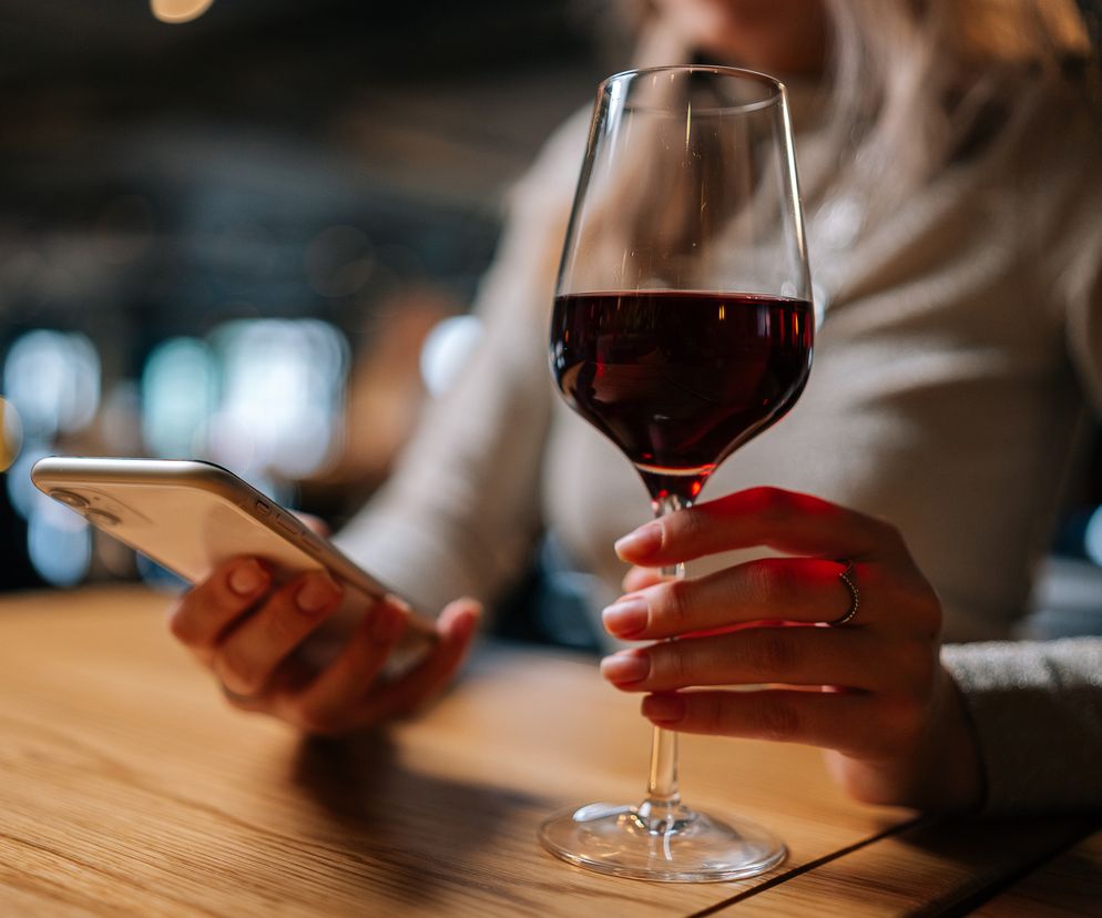 Po tym poznasz, że masz osobowość nałogowca. 7 niepokojących oznak