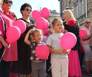 W centrum Lublina królował róż! Przez miasto przeszedł Marsz Różowej Wstążki