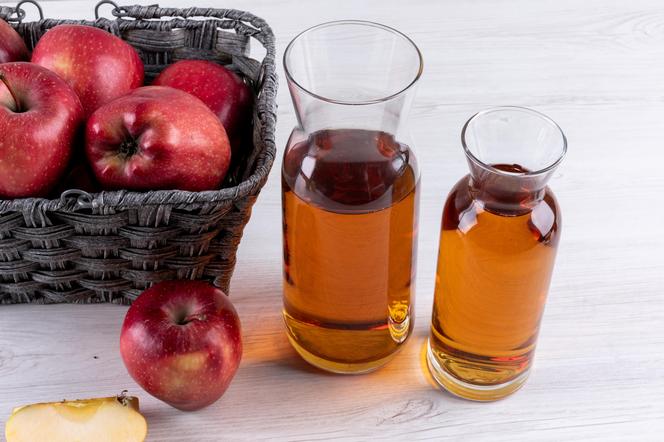 Prasuje zmarszki, usuwa plamy, leczy trądzik. Zrób go w domu z kuchennych odpadków