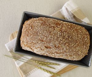 Chleb orkiszowy Ewy Wachowicz. Prosty i sprawdzony przepis na najlepszy domowy chleb