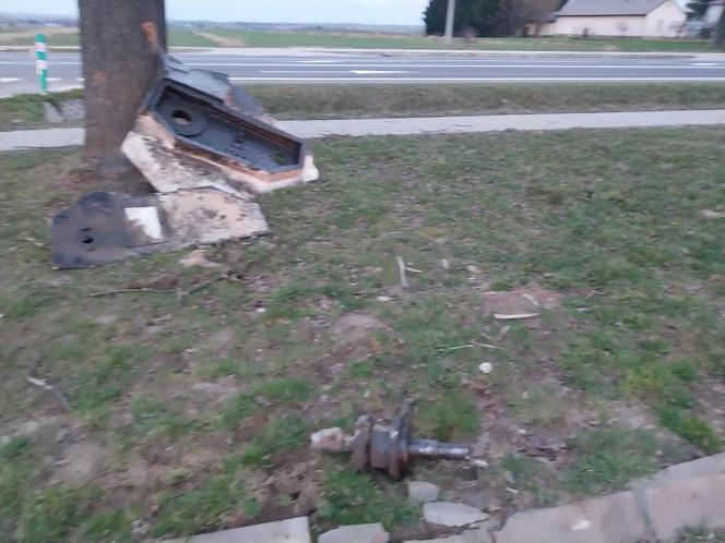 Świętokrzyskie: Traktor najechał na niewybuch, ranny mężczyzna trafił do szpitala