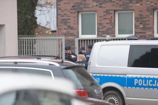 Wróciły do domu i znalazły swoją mamusię bez głowy. Makabryczny mord pod Mławą. Brat zabił siostrę