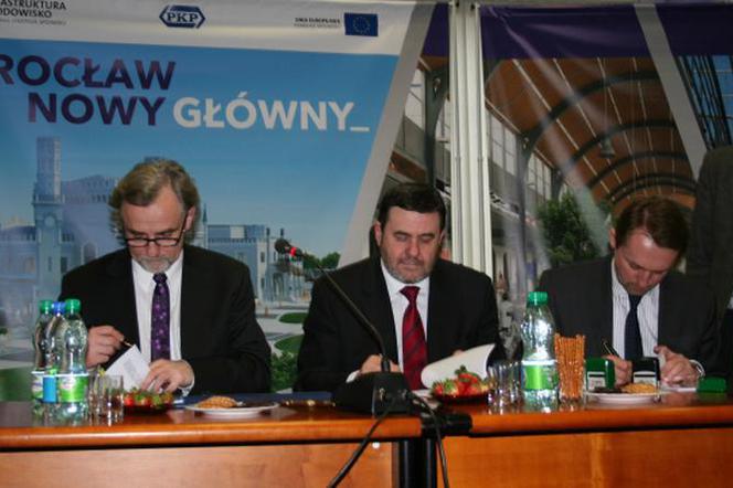 Podpisanie umowy na wykonanie przebudowy dworca kolejowego PKP SA Wrocław Główny (2 marca 2010, Wrocław)