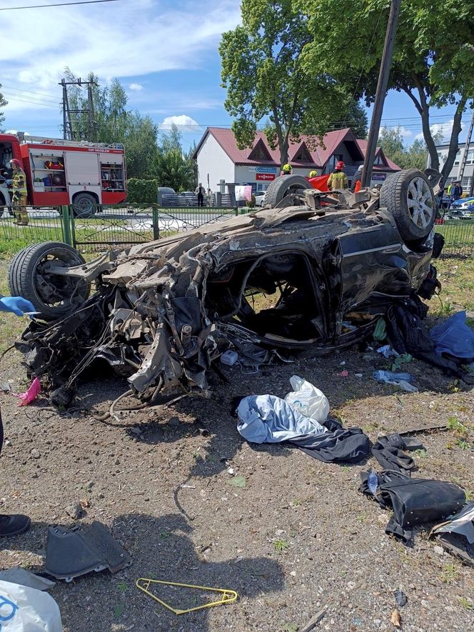 Śmiertelny wypadek pod Sieradzem. Nie żyje 37-latek [ZDJĘCIA]
