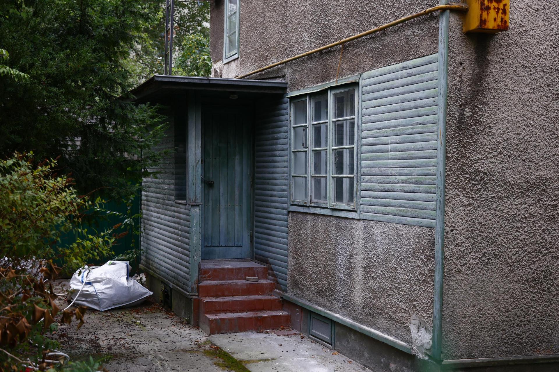 Rozbiórka domu przy Grębałowskiej w Warszawie