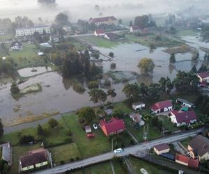 Powódź w Lubuskiem. Odra zalała ulice w Osiecznicy.