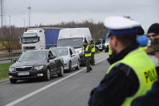 Kontrole graniczne na przejściu w Kołbaskowie