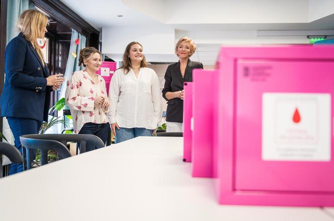 Licealistkom się udało! Dzięki nim w lubelskich szkołach będą „różowe skrzyneczki”