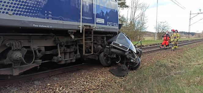 Tragiczny wypadek na przejeździe kolejowym w Nielepie