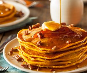 Placuszki dyniowe - prosty przepis na smakowite śniadanie lub deser