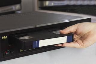 Masz w domu filmy na kasetach VHS? Można na nich zarobić gigantyczne pieniądze!