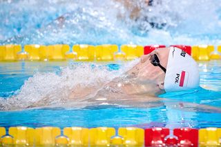 Kacper Stokowski zdobył na 100 m stylem grzbietowym brązowy medal mistrzostw świata w pływaniu na krótkim basenie