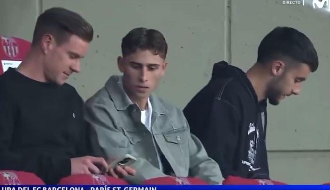 Marc-Andre ter Stegen, Fermin Lopez i Joan Garcia podzcas meczu FC Barcelona- PSG