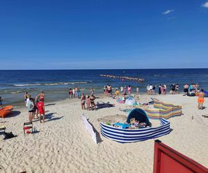 Plażowicze weszli nagle do wody i zrobili to! Chodziło o ratowanie życie dziecka