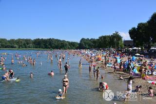 Żar leje się z nieba, a w Pogorii III paskudna bakteria i zakaz kąpieli