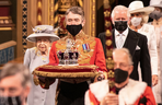 Królowa Elżbita II, książę Karol i księżna Camila na otwarciu parlamentu w Westminsterze