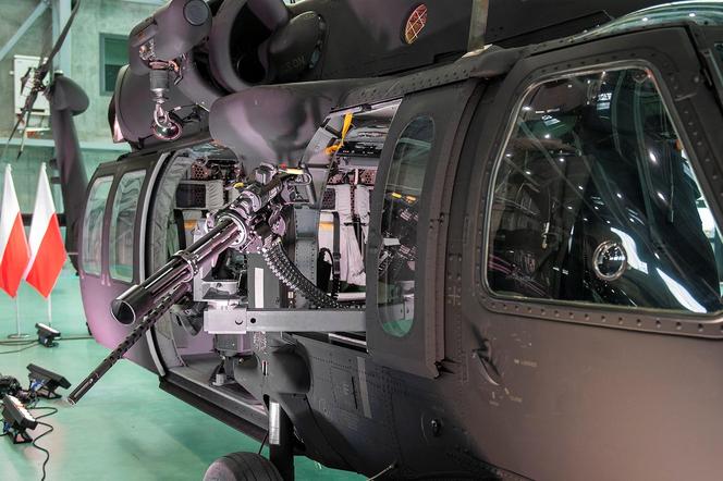 Uzbrojenie S-70i Black Hawk w Wojskach Specjalnych 
