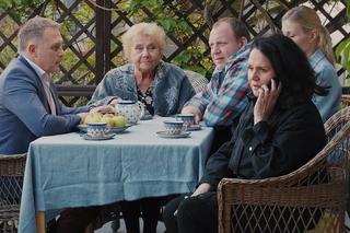 M jak miłość odc. 1739. Jagoda (Katarzyna Kołeczek), Tadeusz (Bartłomiej Nowosielski), Marysia (Małgorzata Pieńkowska), Artur Rogowski (Robert Moskwa), Barbara (Teresa Lipowska)