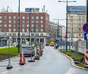 Parking podziemny pod placem Powstańców Warszawy w Warszawie