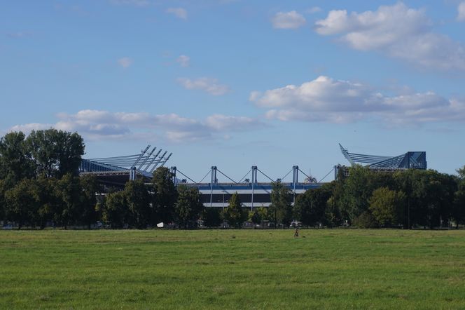 Błonia, widok na stadion Wisły Krakow