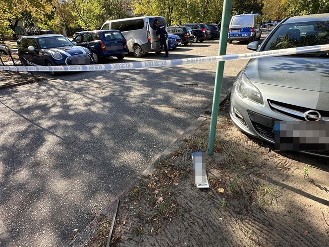 Uszkodzone samochody na Mokotowie