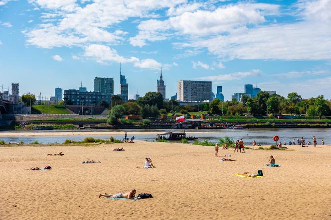 Plaża Poniatówka – widok po drugiej stronie rzeki