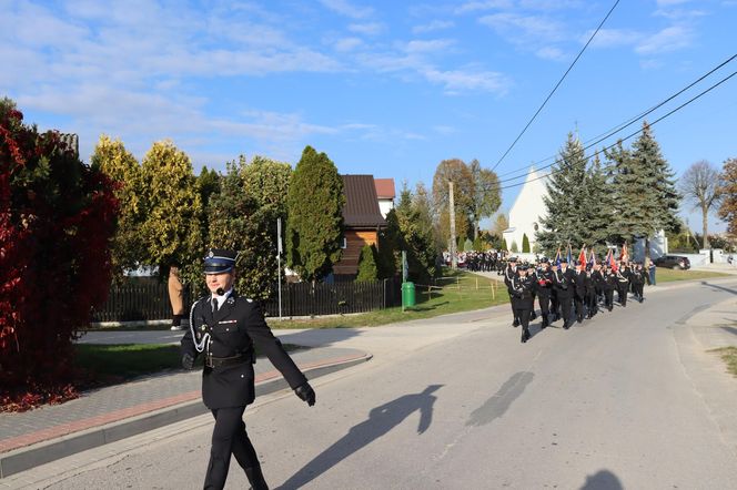 Sobków i okolice. Mieszkańcy oraz znane miejsce