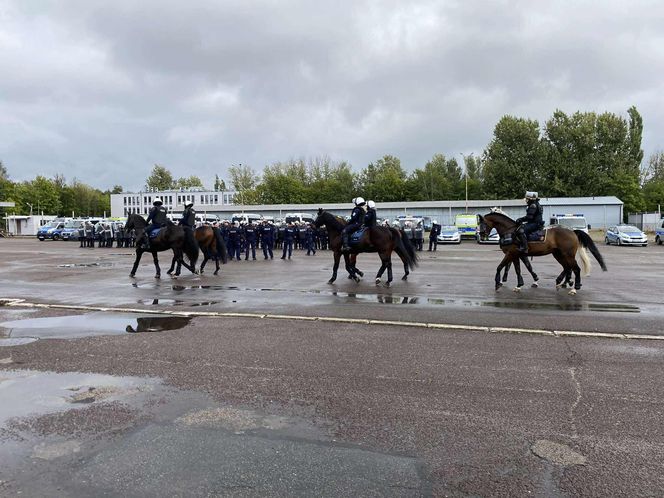 Ćwiczenia policjantów i strażników miejskich