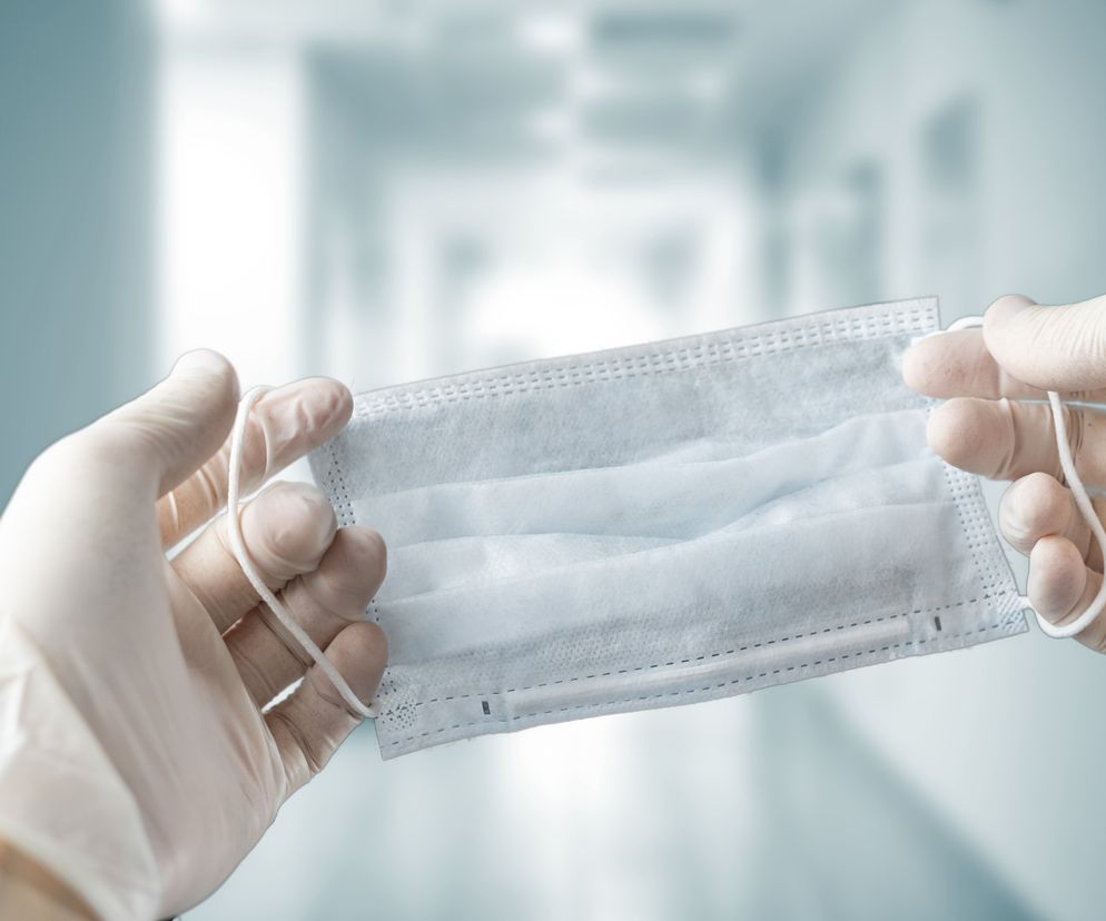 Bolą cię uszy od noszenia maski? 