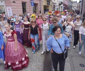 Święto Kielc 2025. Bajkowy korowód z Kopciuszkiem