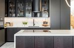 Apartament w stylu glamour inspirowany afrykańską przyrodą