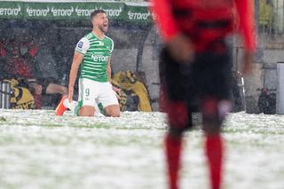 Lechia Gdańsk sprawiła sobie prezent tuż przed mundialem. Wygrana w ostatniej minucie w meczu na śniegu