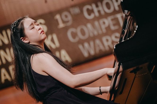 XIX Międzynarodowy Konkurs Pianistyczny im. Fryderyka Chopina. Stroje uczestników wywołały burzę