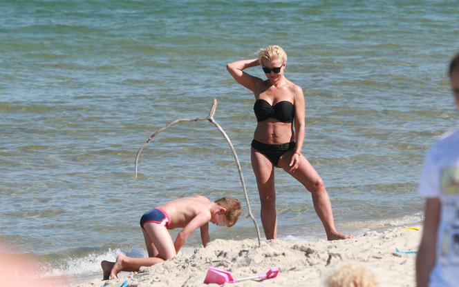 Joanna Racewicz na plaży