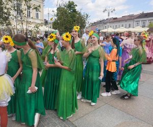 Święto Kielc 2025. Bajkowy korowód z Kopciuszkiem