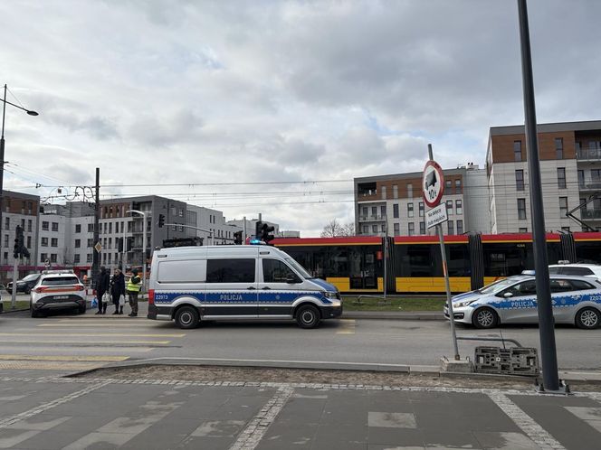 Zderzenie dwóch tramwajów w Warszawie. Wiele osób rannych