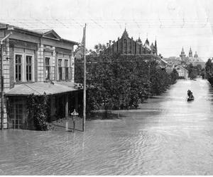 Wielkie powodzie, które nawiedzały Kraków. Wisła osiągnęła wówczas najwyższy poziom w historii 