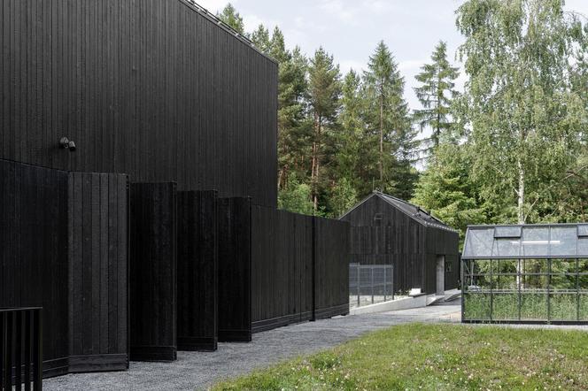 Budynek edukacyjny w Leśnym Ogrodzie Botanicznym Marszewo w Gdyni