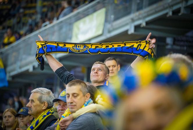 Stal Gorzów - GKM Grudziądz. Kibice przez ponad 5 godzin byli uwięzieni na stadionie, a mecz się nie odbył!