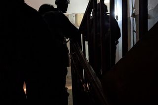 Łódzka policja rozbiła grupę handlującą dopalaczami. Wśród zatrzymanych pseudokibice