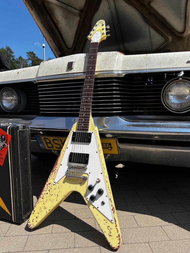 Jason Momoa zamówił gitarę od Polaków!