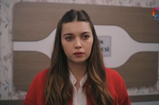 Tajemnicza choroba Seyran! Co naprawdę jej dolega?