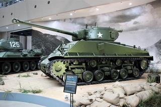 Czołg M4A3E8 Sherman