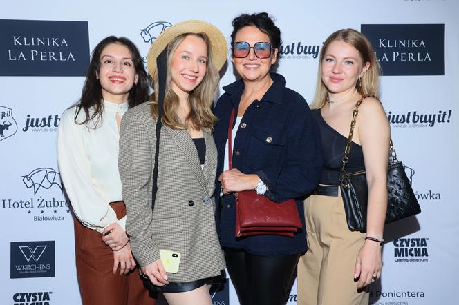Tak gwiazdy bawiły się na Podlasiu: pokazy mody w luksusowym hotelu, pyszne jedzenie, ognisko i relaks w SPA!
