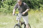  Prezydent Bronisław Komorowski na rowerowej przejażdżce w Budzie Ruskiej  