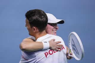 Tenis: Polska - Włochy Kiedy mecz? O której godzinie gra Iga Świątek półfinał Billie Jean King Cup