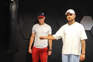 2Strona Ekranu stworzyła minimalistyczną reklamę