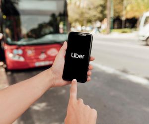 Uber wkracza do mniejszych miejscowości. Na liście gminy z Mazur